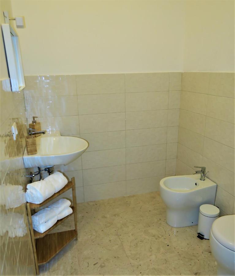 Mokarta B&B Catania-Fontanarossai nemzetközi repülőtér Kültér fotó