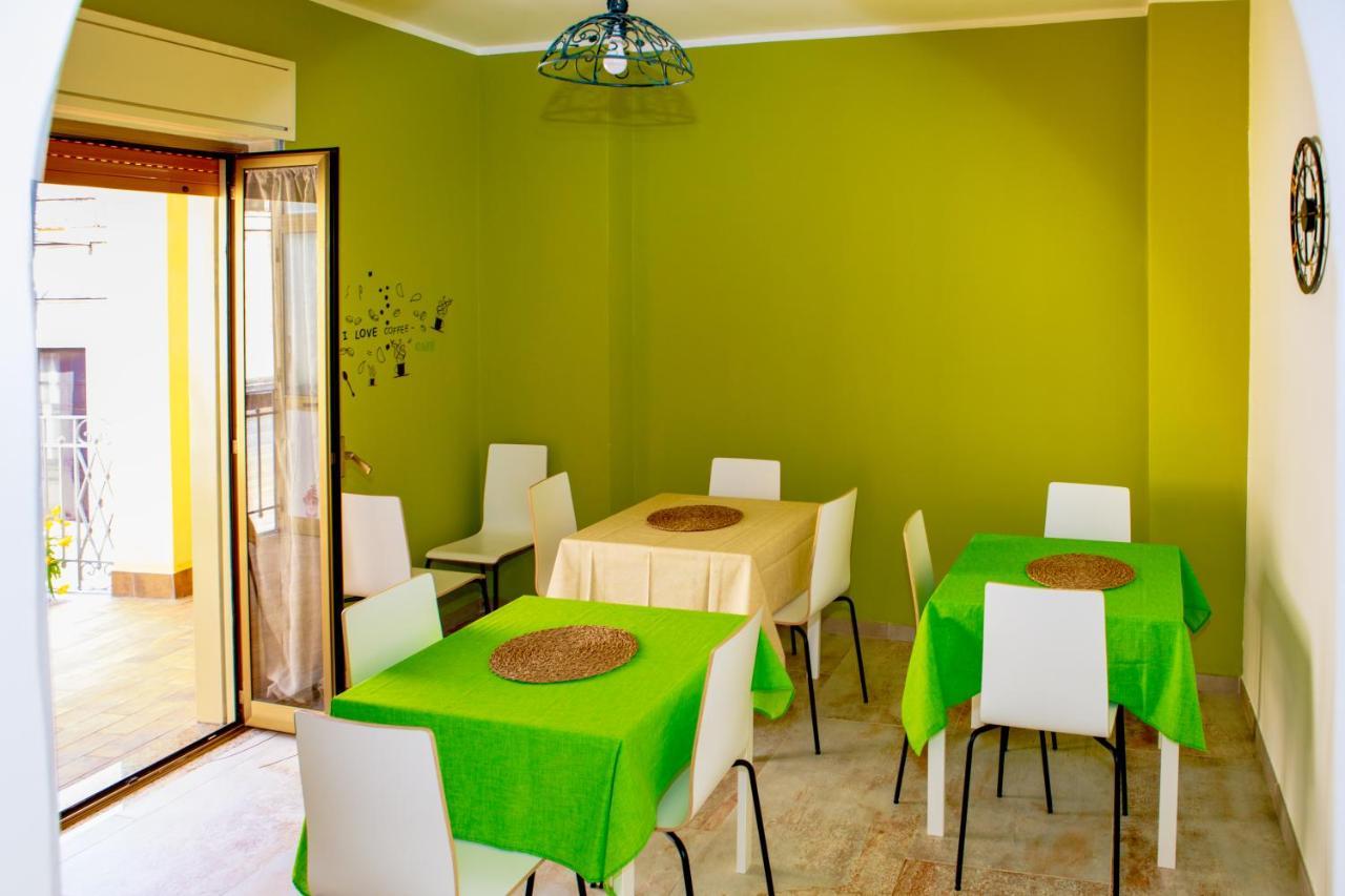 Mokarta B&B Catania-Fontanarossai nemzetközi repülőtér Kültér fotó